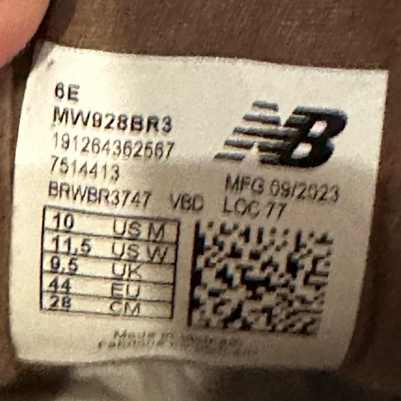 NEW BALANCE men’s 928v2 Walking Shoes - Picture 14 of 16